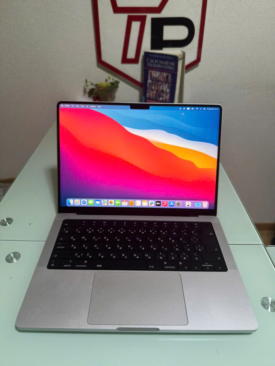 Macbook Pro 2020 Grey (Pin 100%) / Apple M1 / RAM 16GB / SSD
